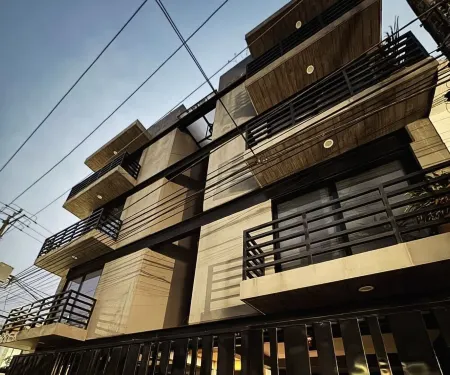 URBAN LIVING TOWER K04