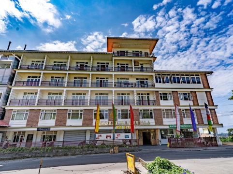 Hotel Maenamla Namchi