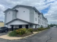 Super 8 by Wyndham Danville VA Hotels near Averett University Flight Center