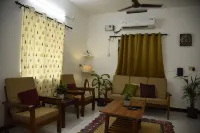 Mama Rose Homestay in Kilkatalai