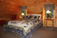 Serene 3-bedroom cabin in North Creek. Close to Gore Mountain ski resort.