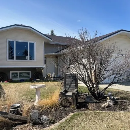 Bright, spacious 4 bedroom home.