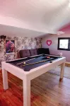 *Maison Castor* Balneo, pool and billiards! 10 minutes from the ocean!