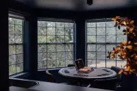 Hidden Forest Castle - Dome, Spa, Sauna, Views, Games, Movie Theater