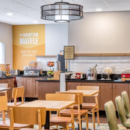 Hampton Inn Portland East