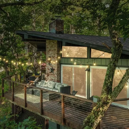 The Hillside Hideaway, a stunning retreat located in the heart of Bryce Resort