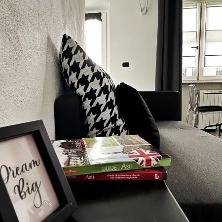 The Bumbunin - Exclusive studio apartment in the heart of Asti
