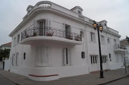 Residencial Metro Republica Отели рядом с достопримечательностью «Constitution Place»