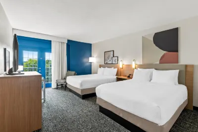 Spark by Hilton Chattanooga Downtown Hotels near Ruby Falls