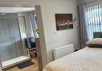 샤토 줄리 Penny Lane 주변 호텔