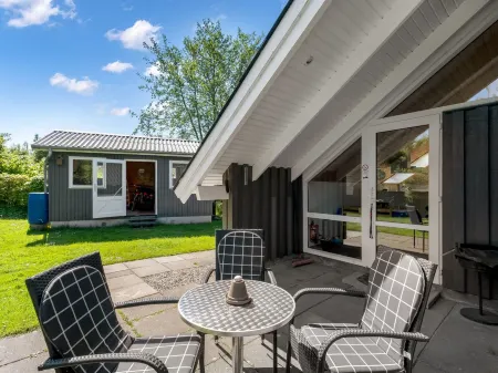 "Tytti" - 300m from the sea