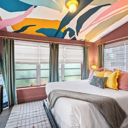 CowboyPool, MiniGolf, Arcade, Firepit, PingPong! Hallandale Beach Gem Отели в г. Халландейл Бич