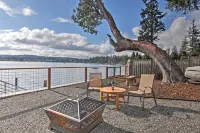 Gorgeous Poulsbo Waterfront Home on Liberty Bay! - Beach