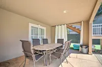 Luxe Getaway w/ Riverfront Views in Grants Pass! - balcony