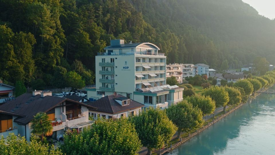 Hop Apartments & Suites