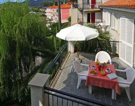 Apartment in San Bartolomeo Al Mare