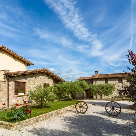 Mansion in Perugia with Pool & Green Hills