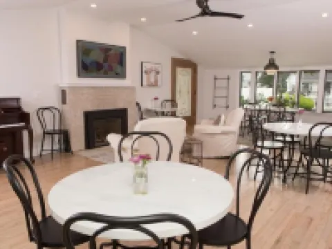 諾緹潘汽車旅館 本寧頓酒店