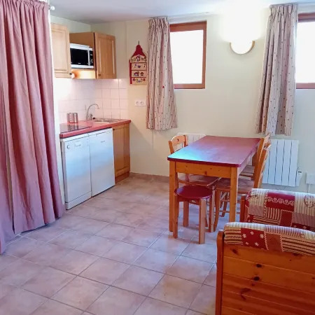 Apartment with parking near River