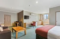 Quality Inn Colonial Hotel a Golden Square