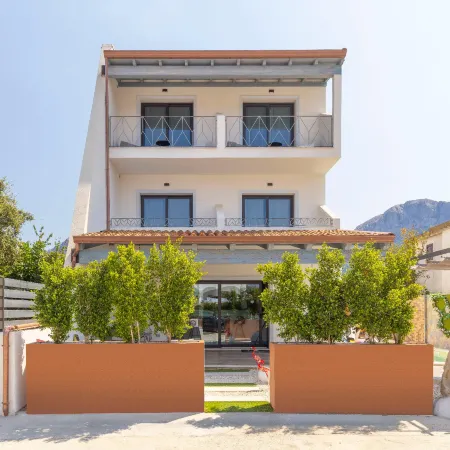 Agua Dorada Boutique