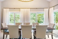 6 Br Mansion , Celebration Welcomes