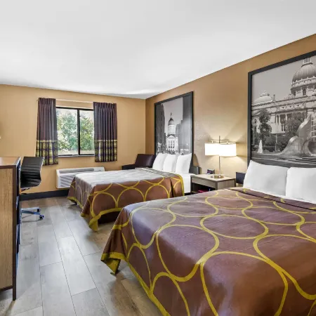 Super 8 by Wyndham Terre Haute
