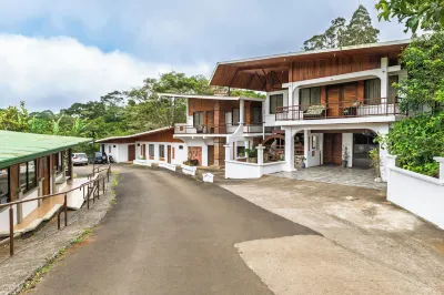 Hotel Ribera la Paz Отели рядом с достопримечательностью «Garden and House cr»