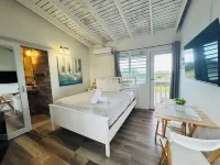 La Jamaca - Island Vibe Hotel - parking