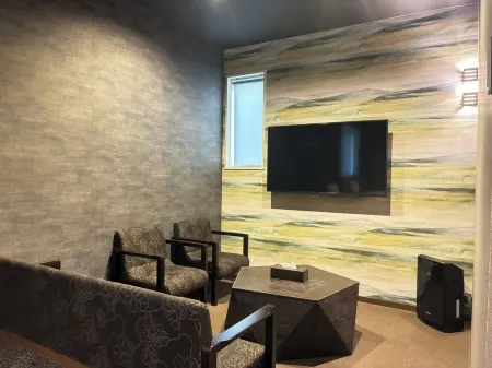 Grand Base Moji Nagomi Отели рядом с достопримечательностью «Kyu Moji Zeikan»