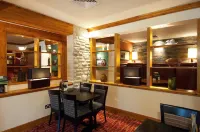 Premier Inn Cwmbran Hotels in Newbridge