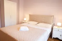Serene & Stylish Apt Athens-Exarcheia by Ghh Hotels in Exarcheia