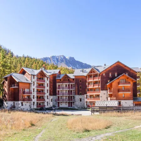 Apartment in Hautes-Alpes with Mountain View