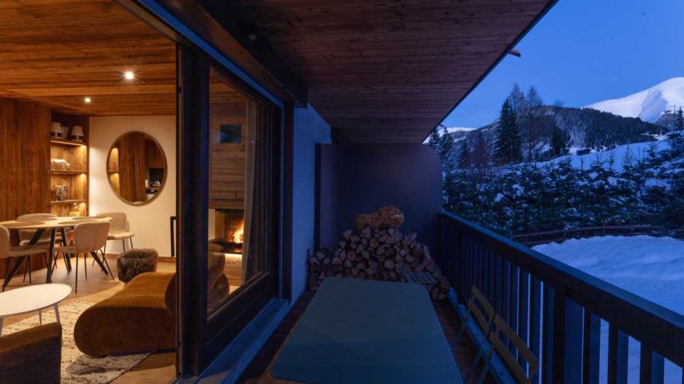 Modern 2 bedroom apartment, close to ski lifts