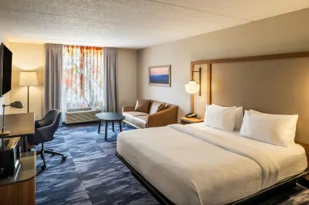 Fairfield Inn & Suites Butler