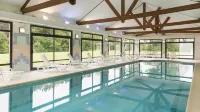 Holiday Inn CALAIS - COQUELLES by IHG - piscina
