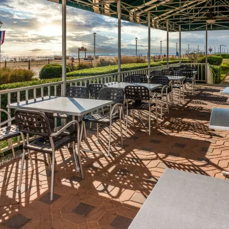 Holiday Inn Express & Suites VA BEACH OCEANFRONT by IHG