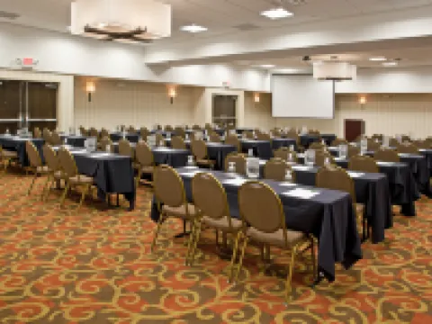 ホリデイ イン コロンバス ダウンタウン キャピトル スクエア by IHG コロンバスのホテル