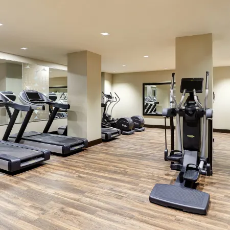 Residence Inn Dallas Downtown Отели рядом с достопримечательностью «Площадь Сэнкс Гивен»