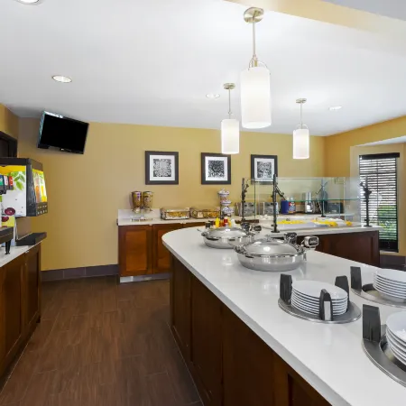 Staybridge Suites DETROIT-UTICA by IHG