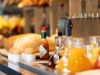 安特衞普市中心阿德吉奧公寓酒店 - 早餐