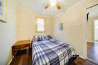 Geneva Cottage w/ Patio - Walk to Park, Lake Erie! - 3-Sterne