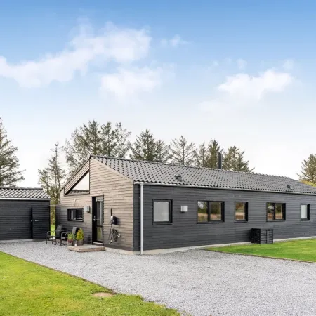 "Talitha" - 1.5km from the Sea