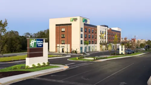 Holiday Inn Express & Suites Murfreesboro West by IHG