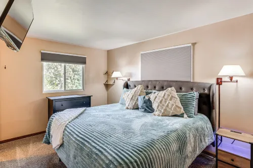 距梅薩維德國家公園12英里：帶庭院的家庭寶石