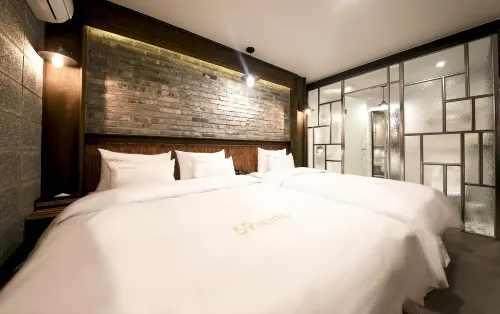 Cheonan Hotel 69