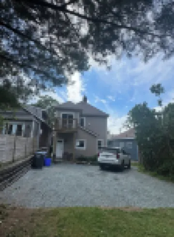 Bright fresh with Harbour views close to everything!