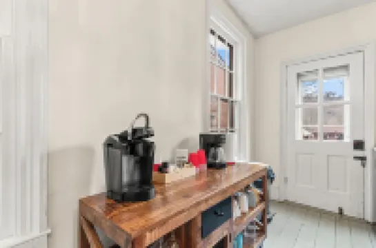 Beautiful and spacious 3BR historic home centrally located in downtown, Madison.