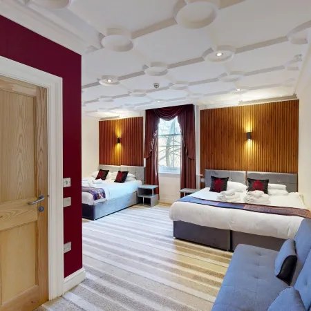 High Tor Hotel