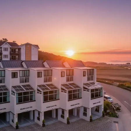 Gyeongju Modern Pool Villa Отели рядом с достопримечательностью «Храм Голгулса»